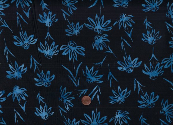 Batik Blumen blau-schwarz