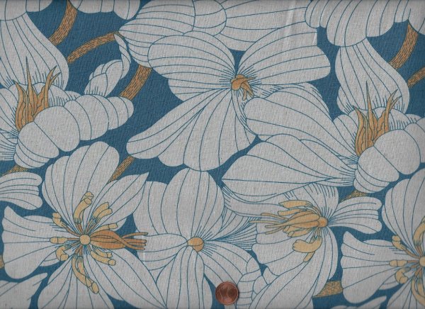 Cecilia Pettersson Grove big Flowers blue